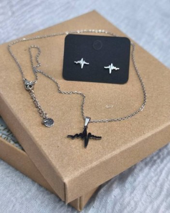 26  α  σετ κολιε σκουλαρικια καρδιογραφημα (1)